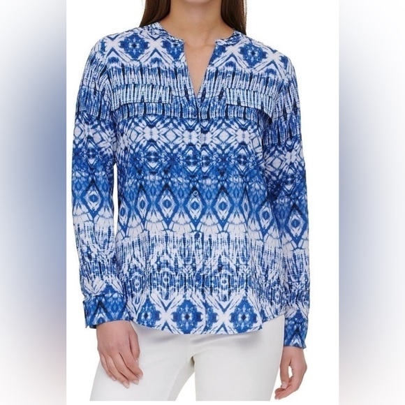 Calvin Klein Tops - Calvin Klein Blue Graphic 3/4 Sleeve Blouse
